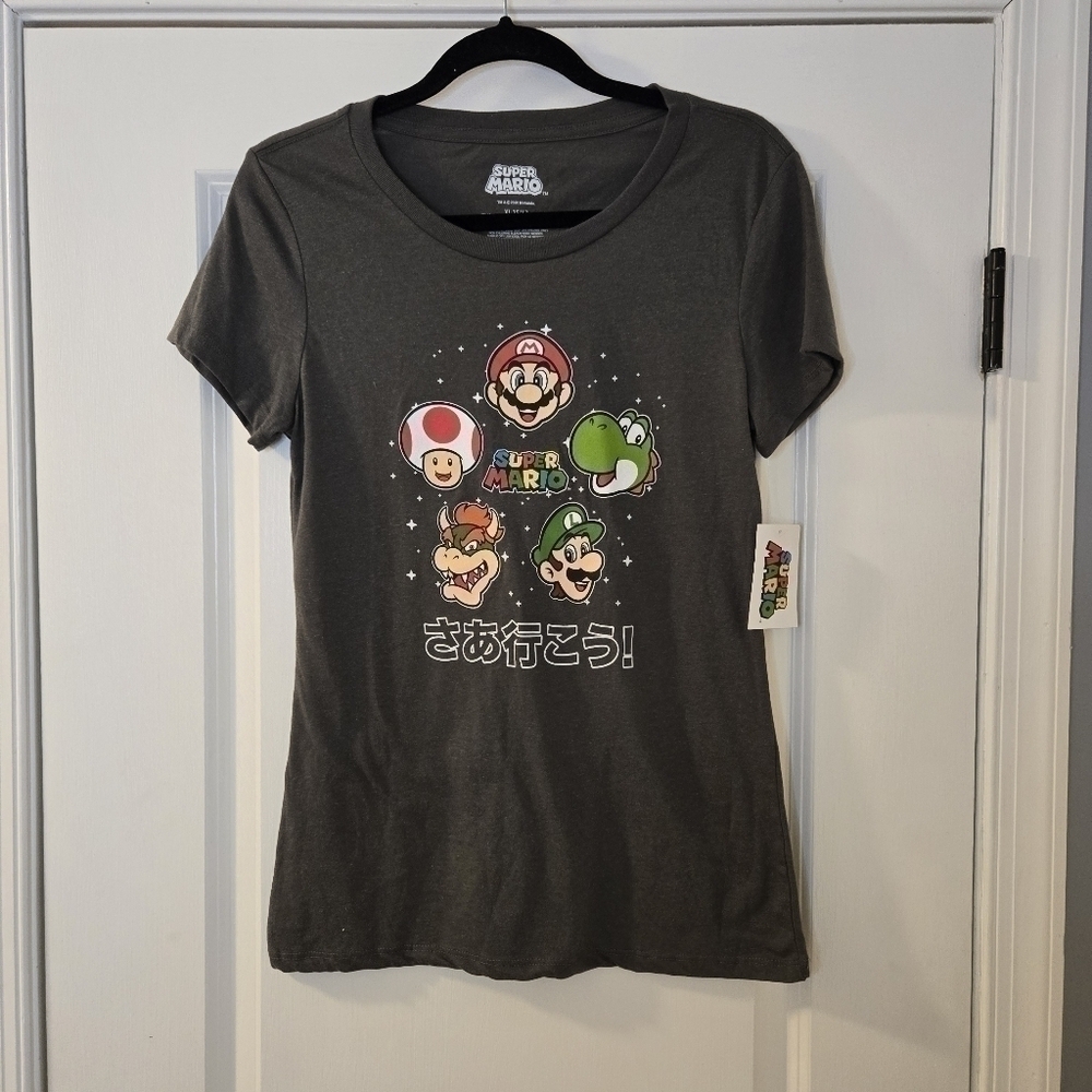Super Mario Brothers Gray Junior  Shortsleeve Tshirt Size XL 15/17